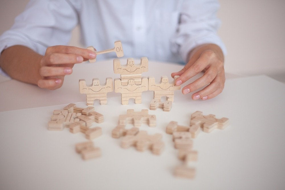 Zabawka zręcznościowa dla dzieci RÓWNOWAŻNIA drewniana Atleci 3+ Babai