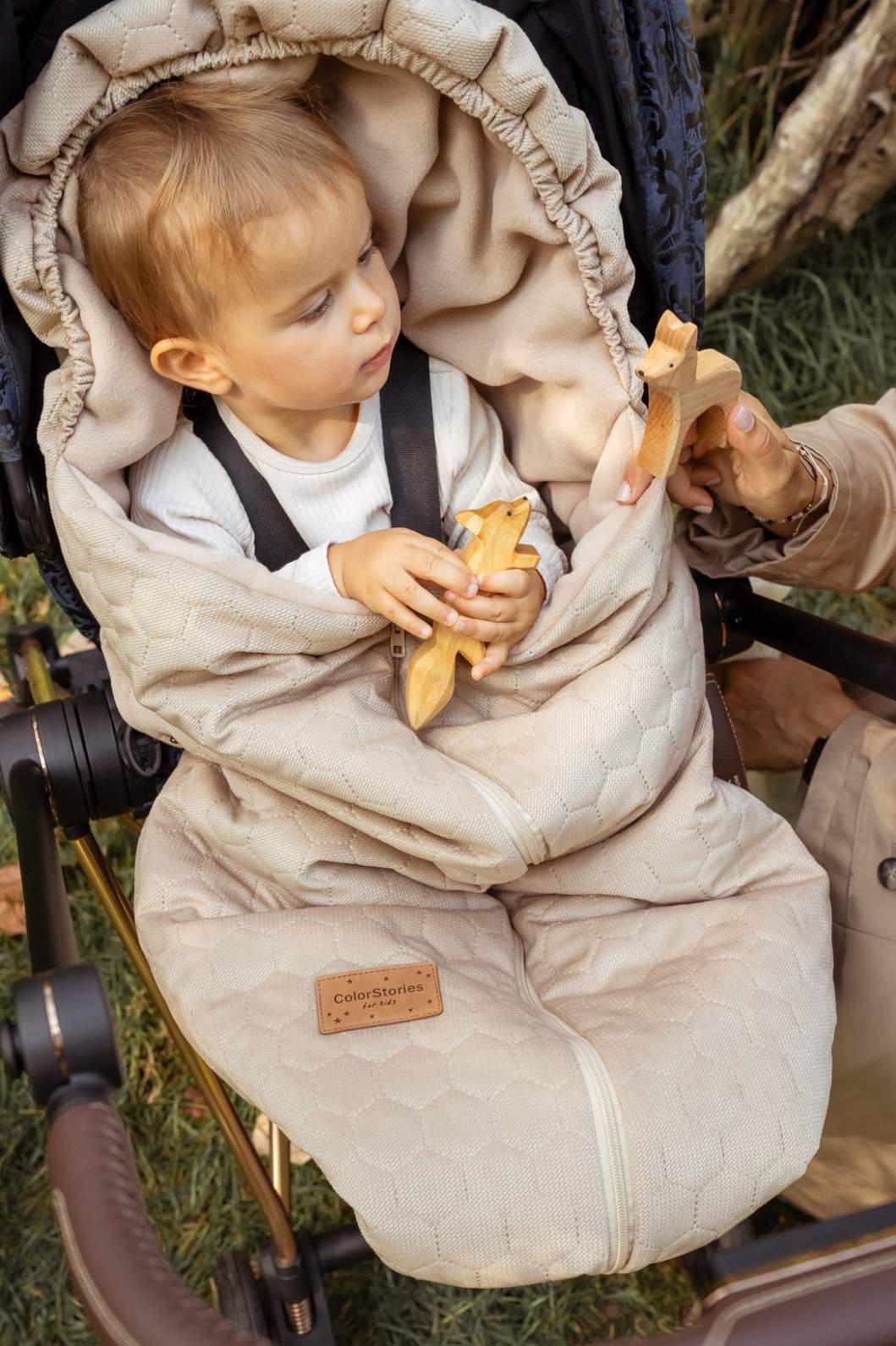 Śpiworek do gondoli i spacerówki 2w1 6-24 mies - ColorStories Beżowy