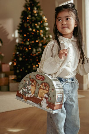 Kalendarz adwentowy w walizeczce FSC X-MAS - Little Dutch