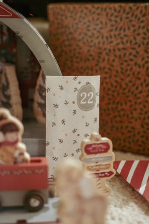 Kalendarz adwentowy w walizeczce FSC X-MAS - Little Dutch