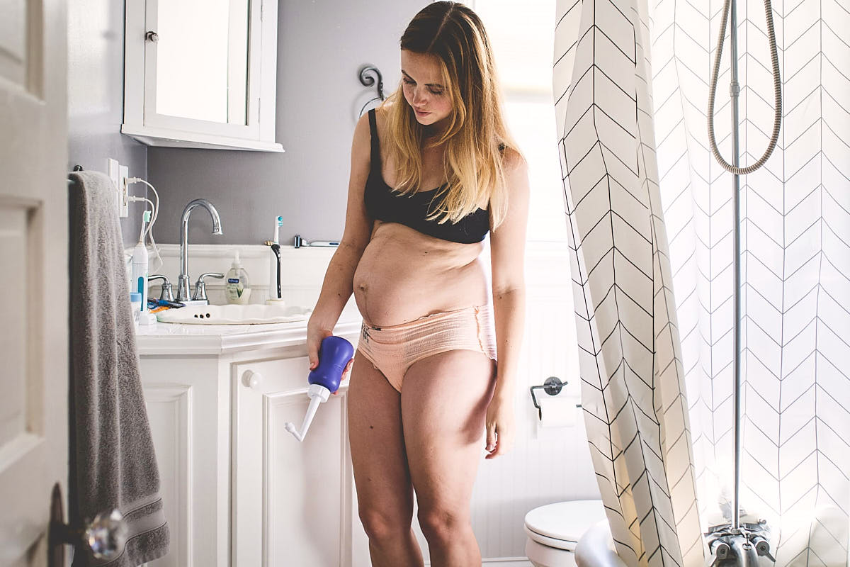 Poporodowa buteleczka do podmywania - Lansinoh