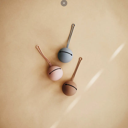 Mushie - Etui na smoczek Kula Ball Natural