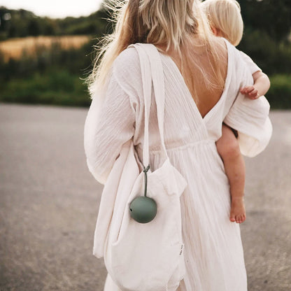 Mushie - Etui na smoczek Kula Ball Cambrige Blue